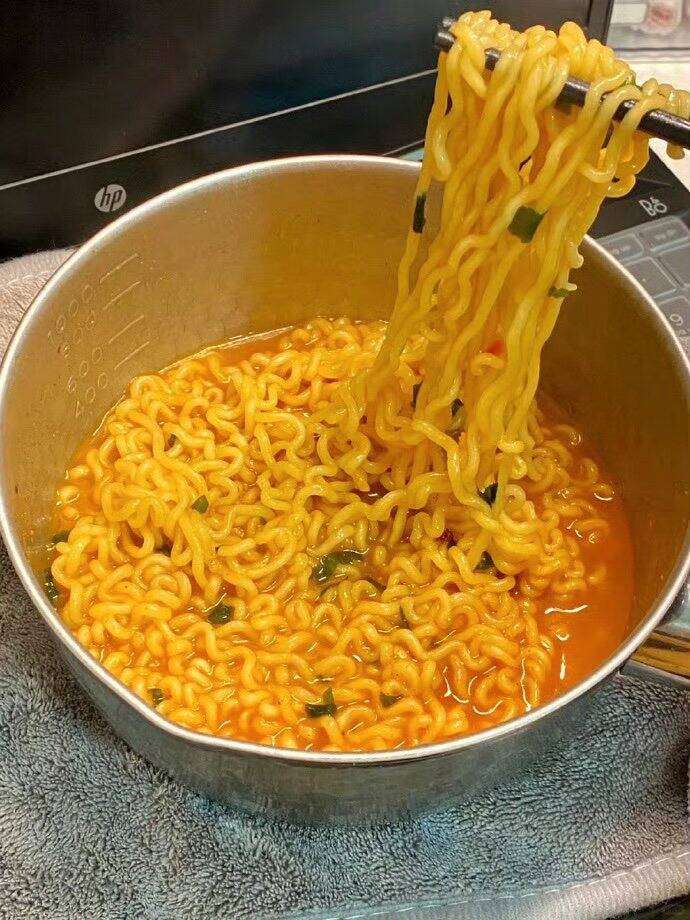 农心辛拉方便面