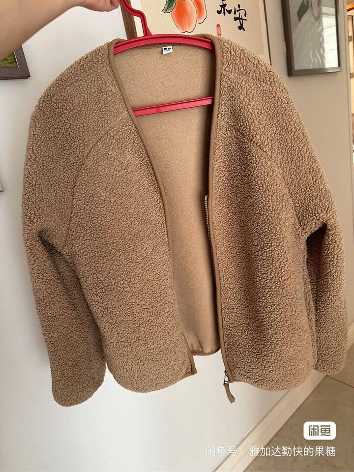 羊毛羽绒服;优衣库外套;banana大衣;诗凡黎羽绒服