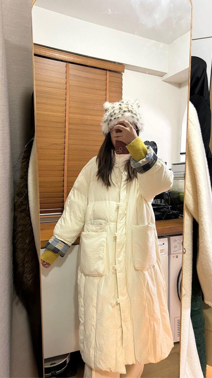 又挖到一件好好看的羽绒服哎