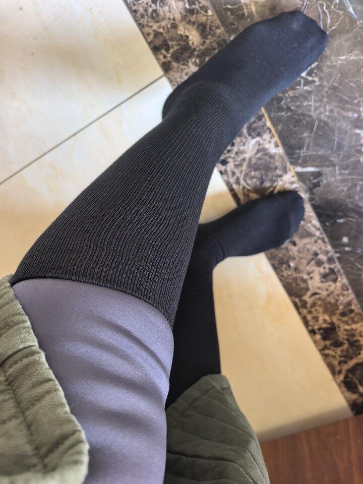 想把家里的连裤袜都丢了