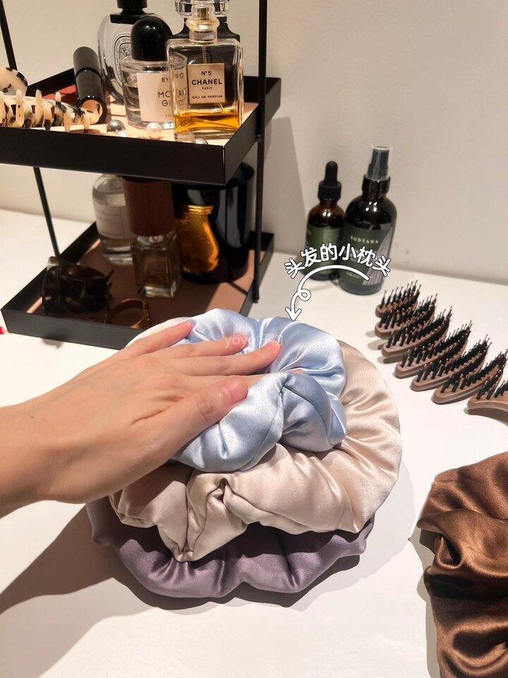 缎面枕头发圈！💰19.9