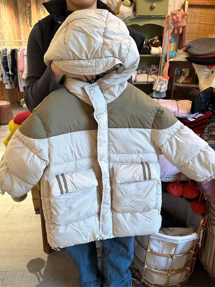 大儿童长款连帽拼色棉服！💰75