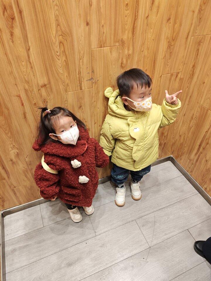 可选择的女宝年服