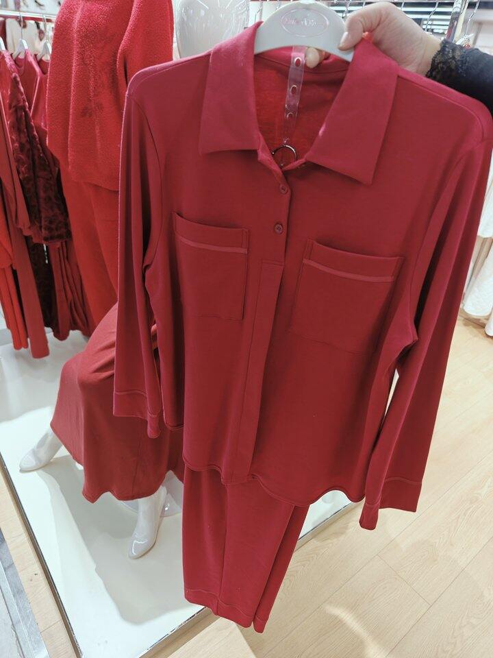 安莉芳睡衣套装