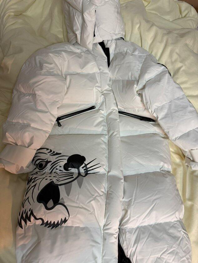 去年买的波司登白鹅绒服pdd降价，再买一件平仓