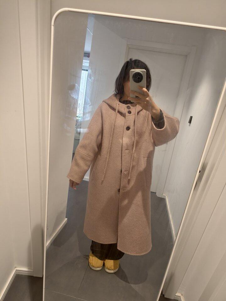 时芮粉色大衣哦拔草啦 红榜