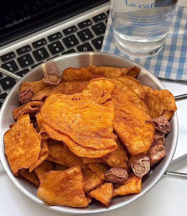 过年零食囤货，来一份果佳~