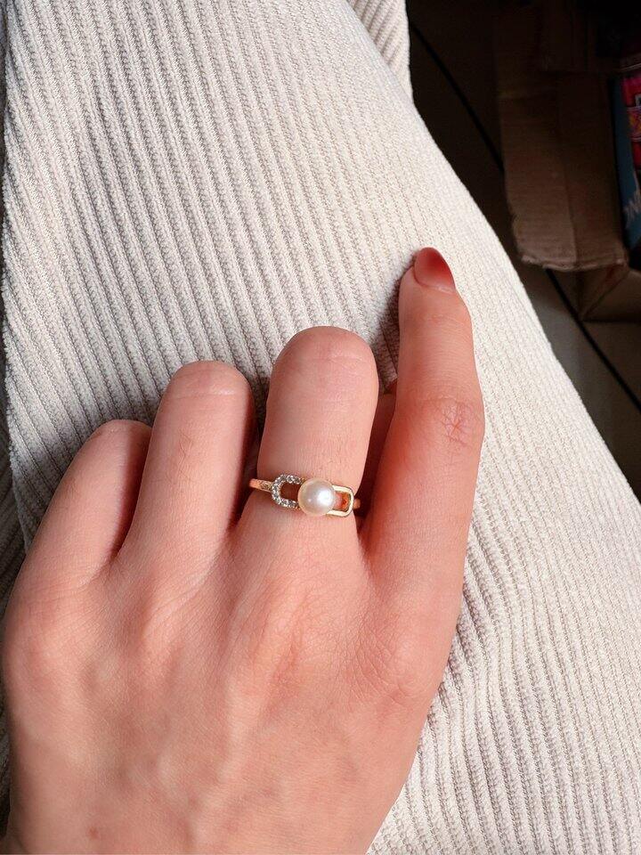出一枚925银天然珍珠戒指