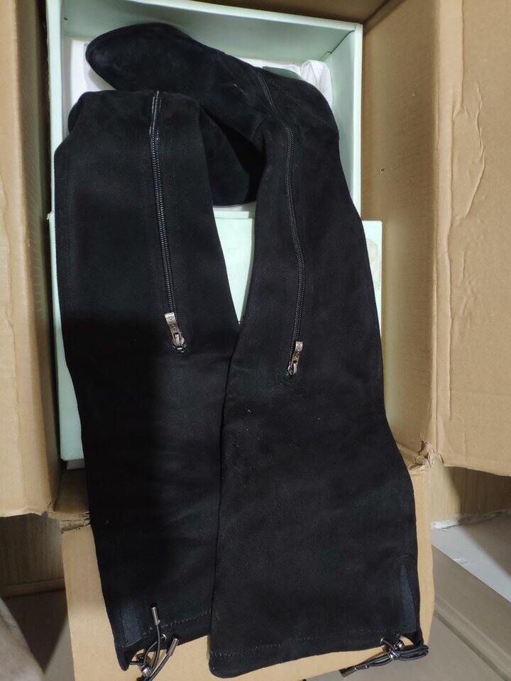 50块出3双森达+星期六35码