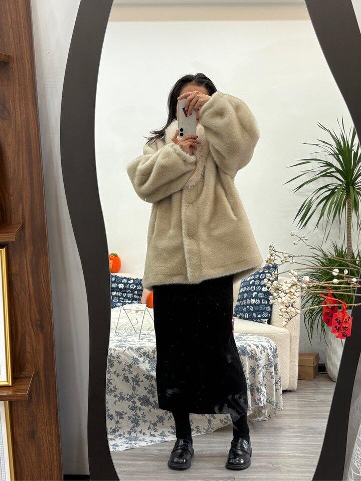 Ashy Snow冬日恋曲 仿水貂皮毛一体狐狸毛领环保皮草中长款古早