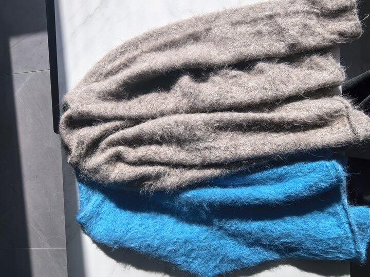 轻便柔软的羊驼毛毛衣