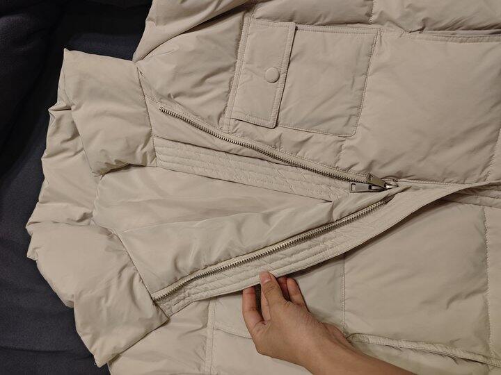 出闲置：全新90白鸭绒羽绒服100包邮，有姐妹喜欢吗？穿到130斤