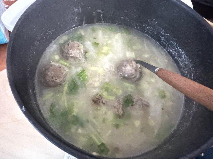 牛肉丸萝卜汤，这个蒜头油是神助啊！！