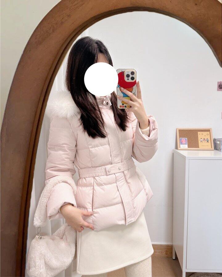 剪了个显小的头发