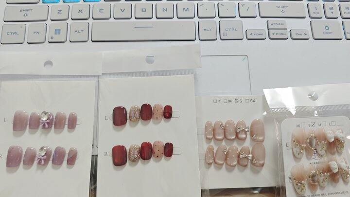 给春节假期准备的穿戴甲