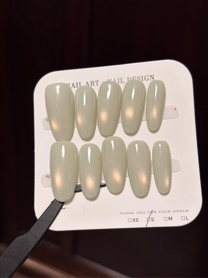 穿戴甲测评｜过个年我买了30多副穿戴甲…