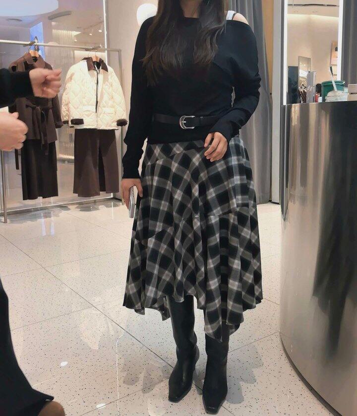 实体店衣服真是买不起