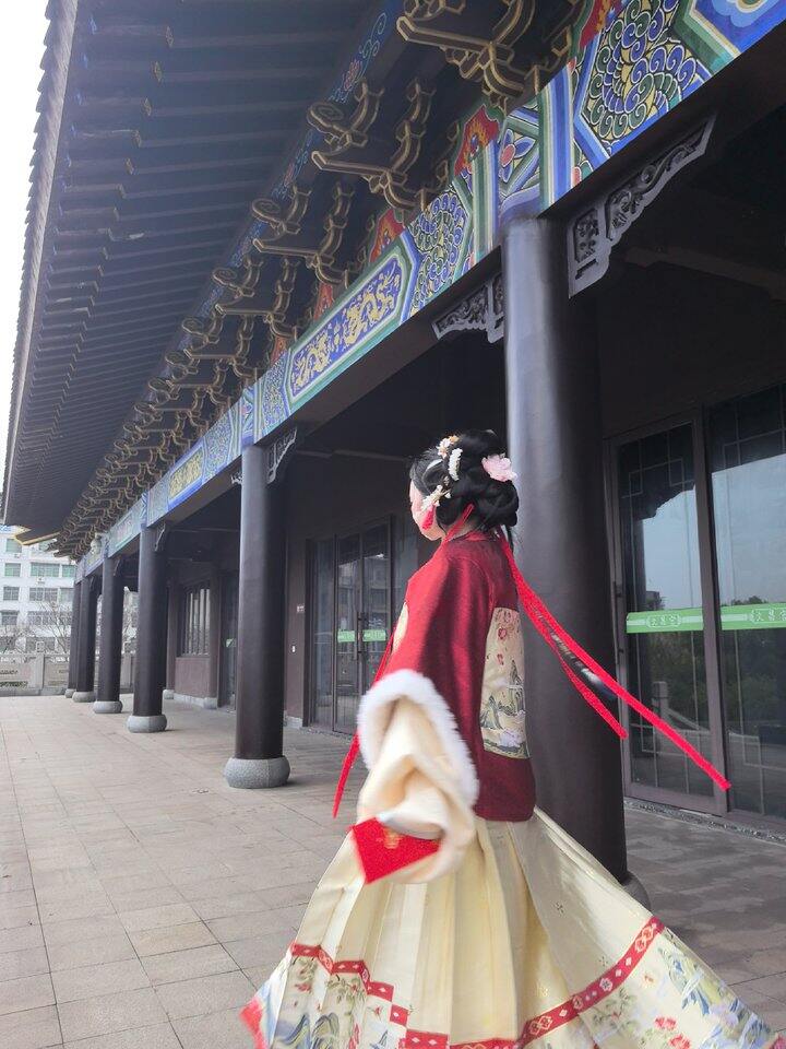 今年的新年穿搭