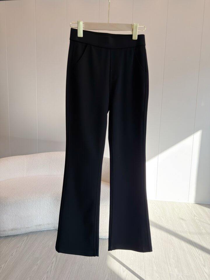 春款马蹄裤小黑裤💰59.9