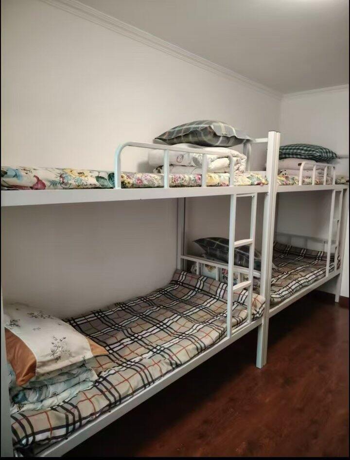 北京床位合租青年旅舍700/月 包水电网