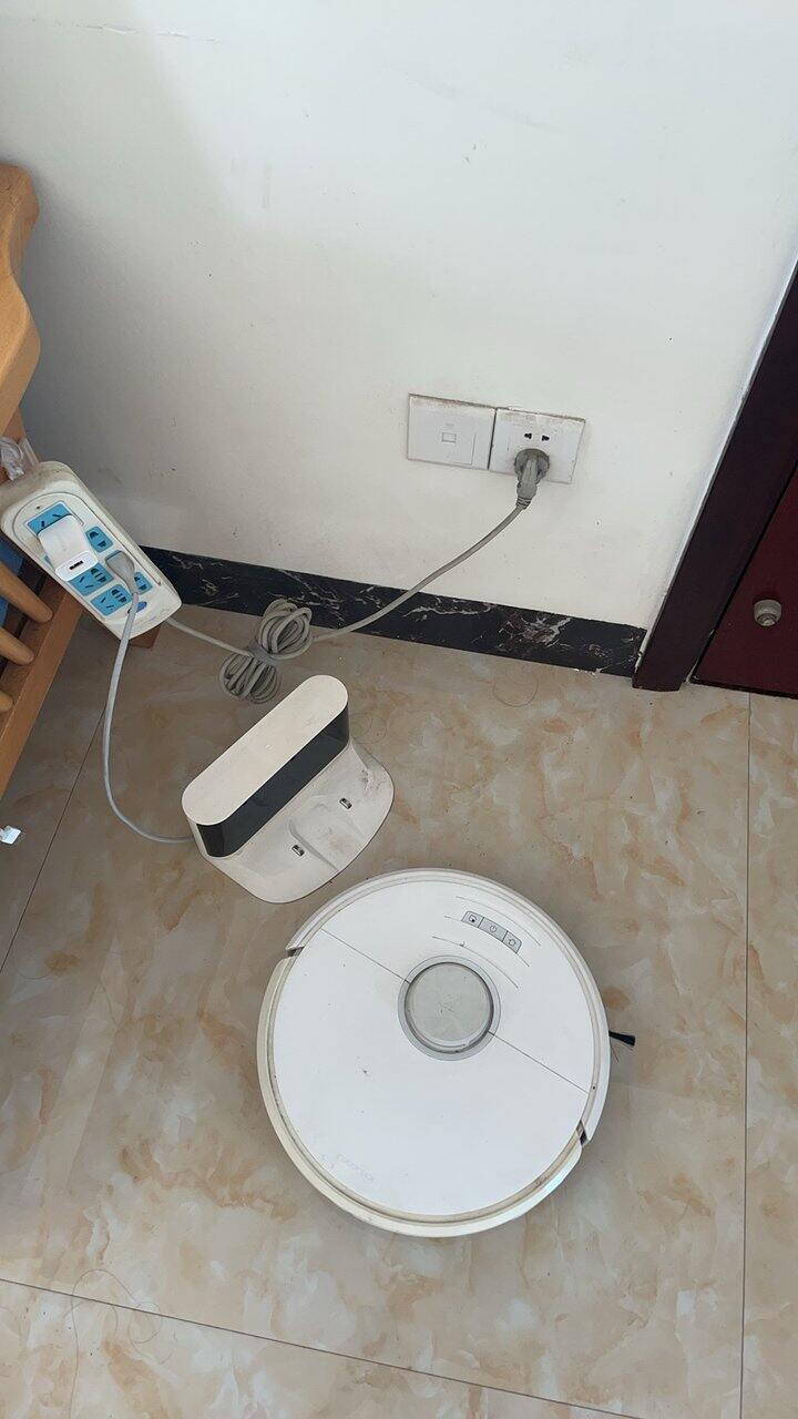 求推荐扫地机器人