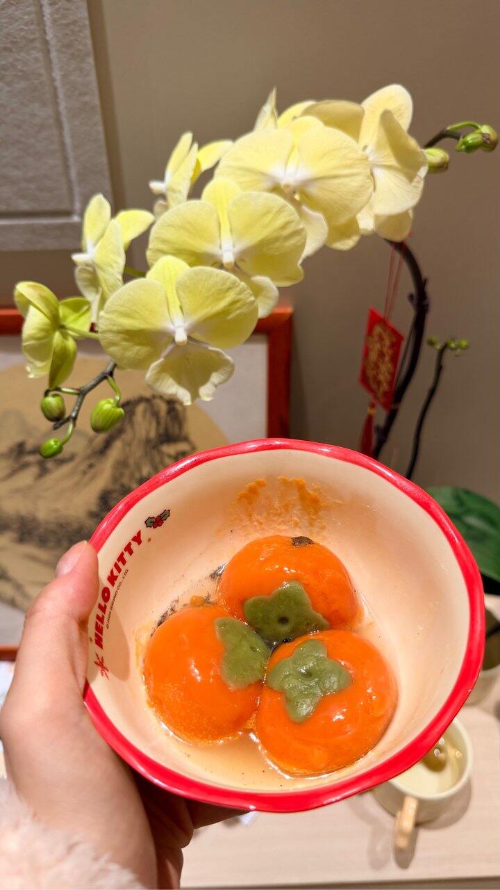 怎么过去两个月了，还是会流泪。