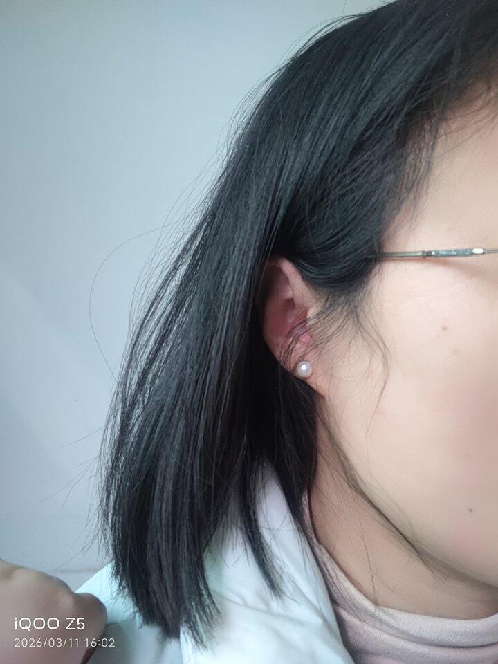 我的耳钉真好看