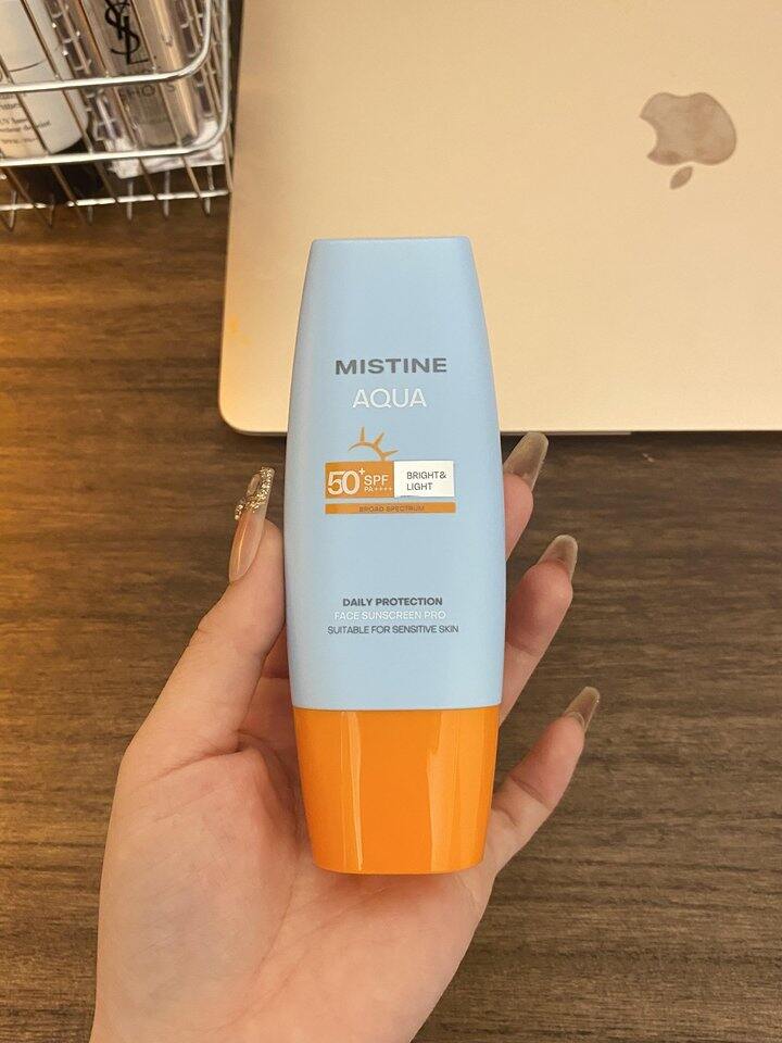 mistine小黄帽防晒