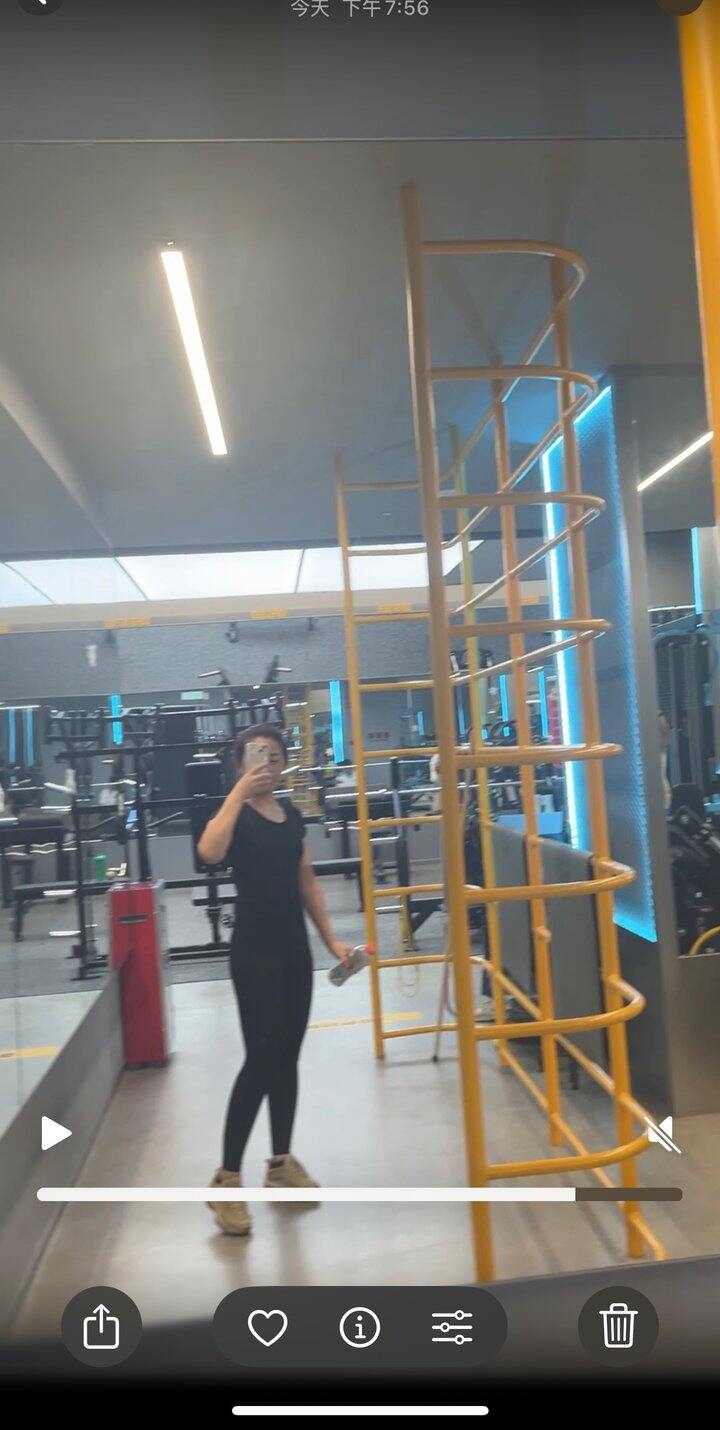 被视频里的自己瘦到