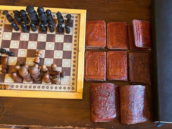 出几个埃及带回来的手工卡包