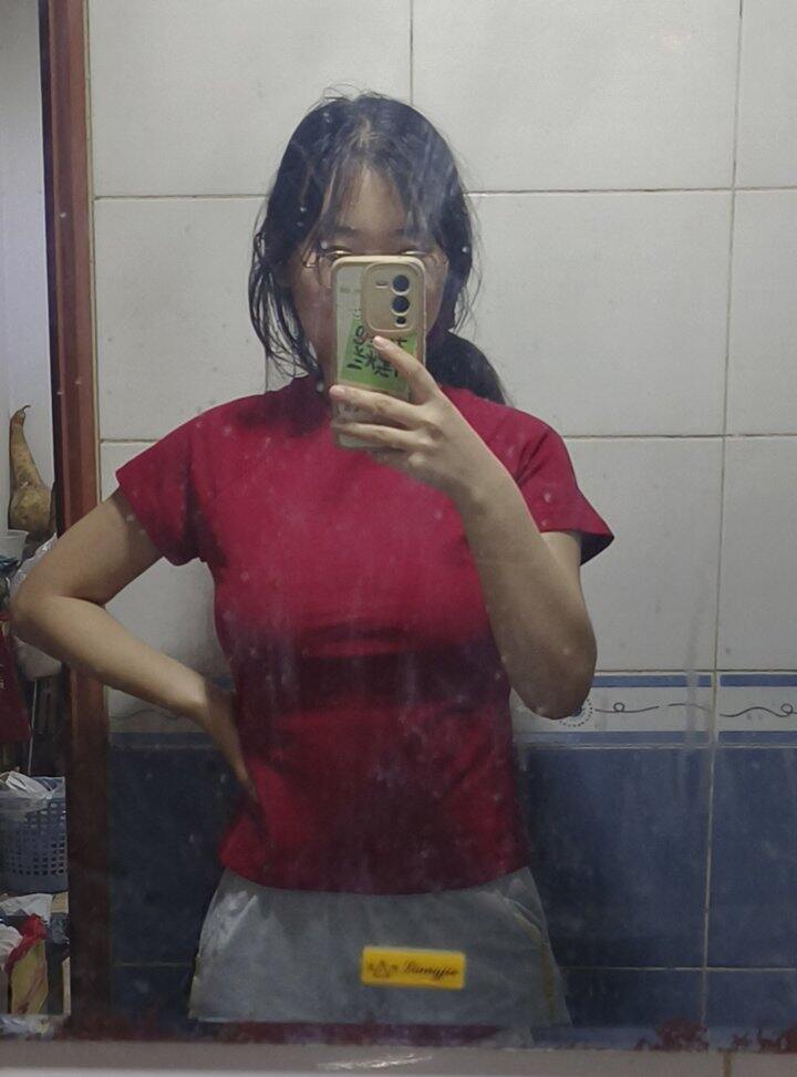 种草反馈19.9红色短袖