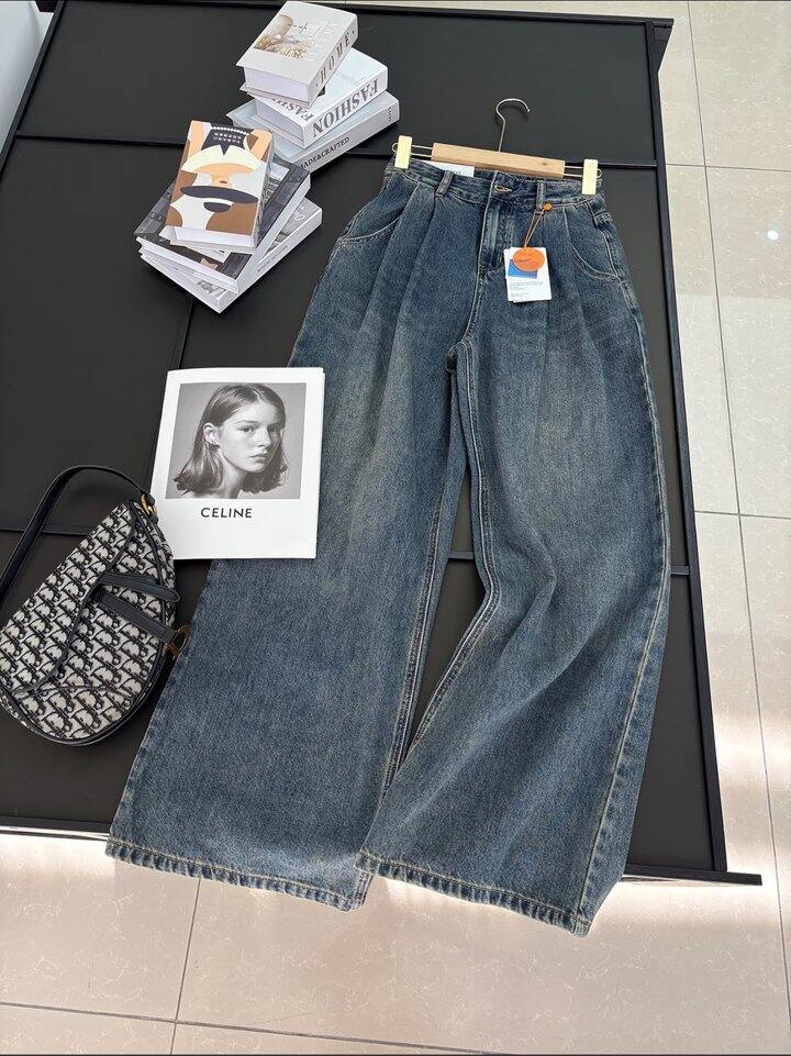 买了一条很“减肥”牛仔裤