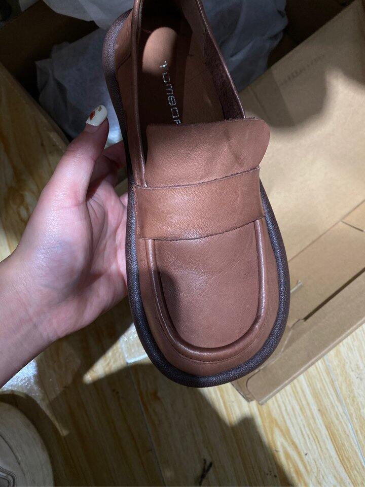店里卖二百多的那种，头层牛皮的