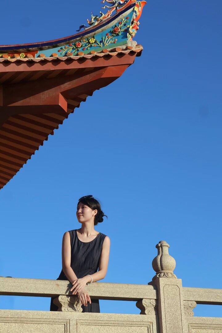 花田橱窗无袖连衣裙