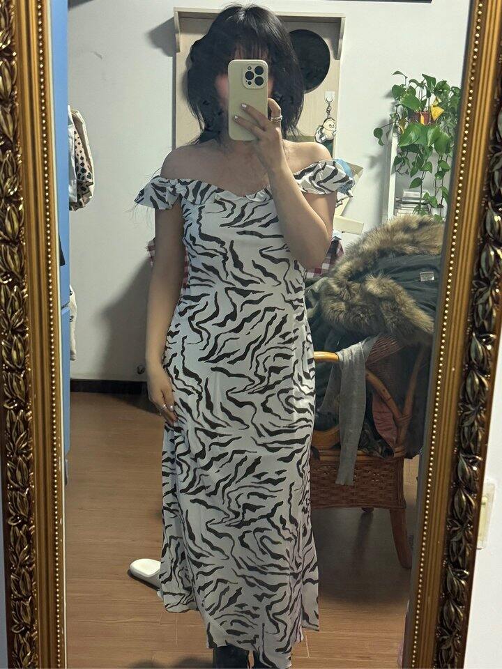 购后晒单，Azuriera 斑马纹连衣裙