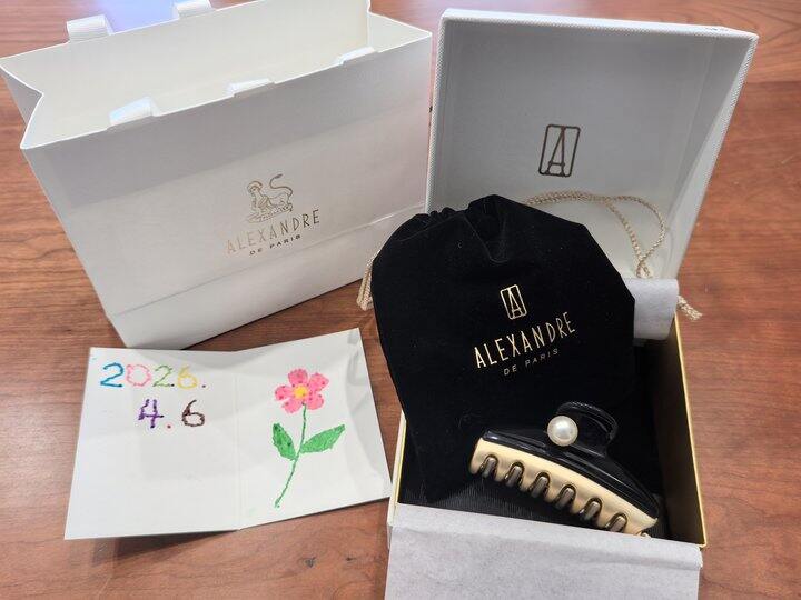 【礼物】ALEXANDRE鲨鱼夹