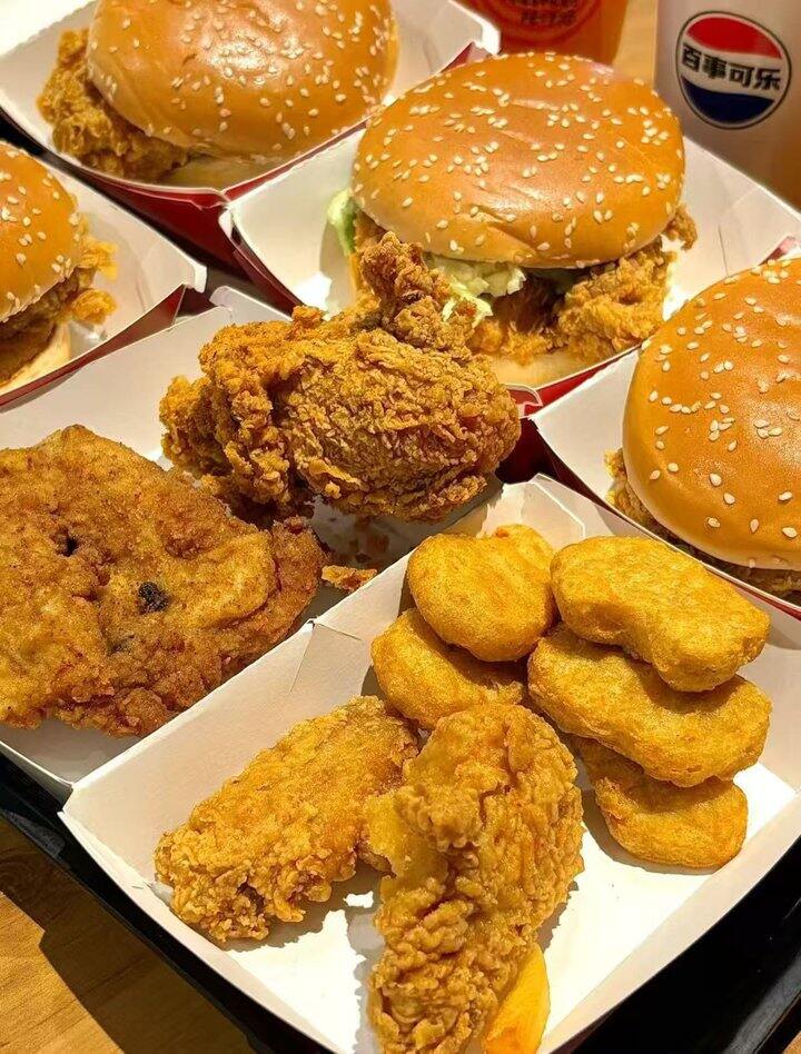 肯德基，麦当劳，塔斯汀，16.9