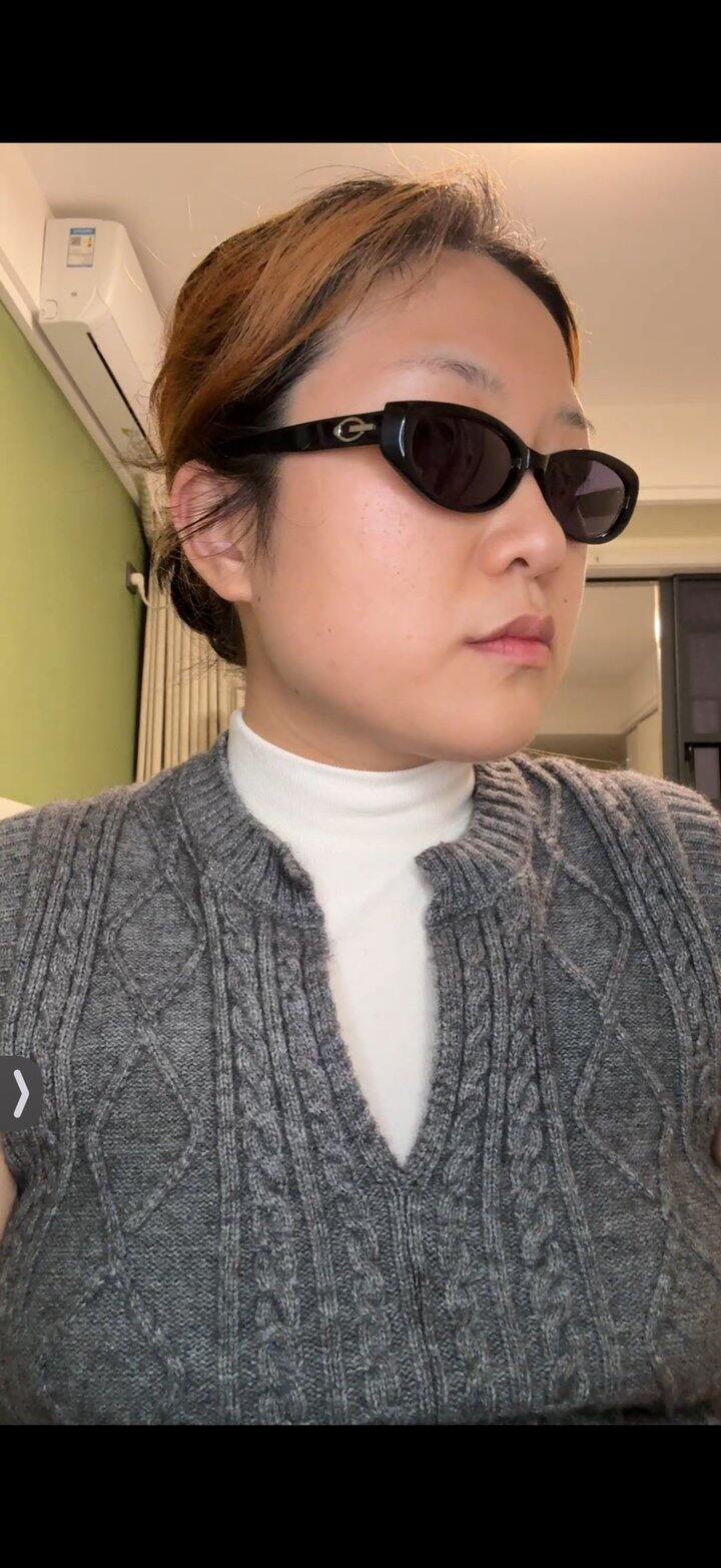 新买的两副满意的便宜墨镜