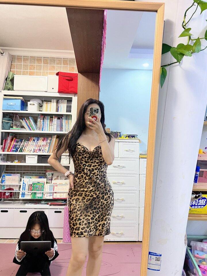 买了条穿不出去的裙子