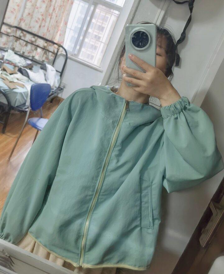 缝纫之后的第一件外套