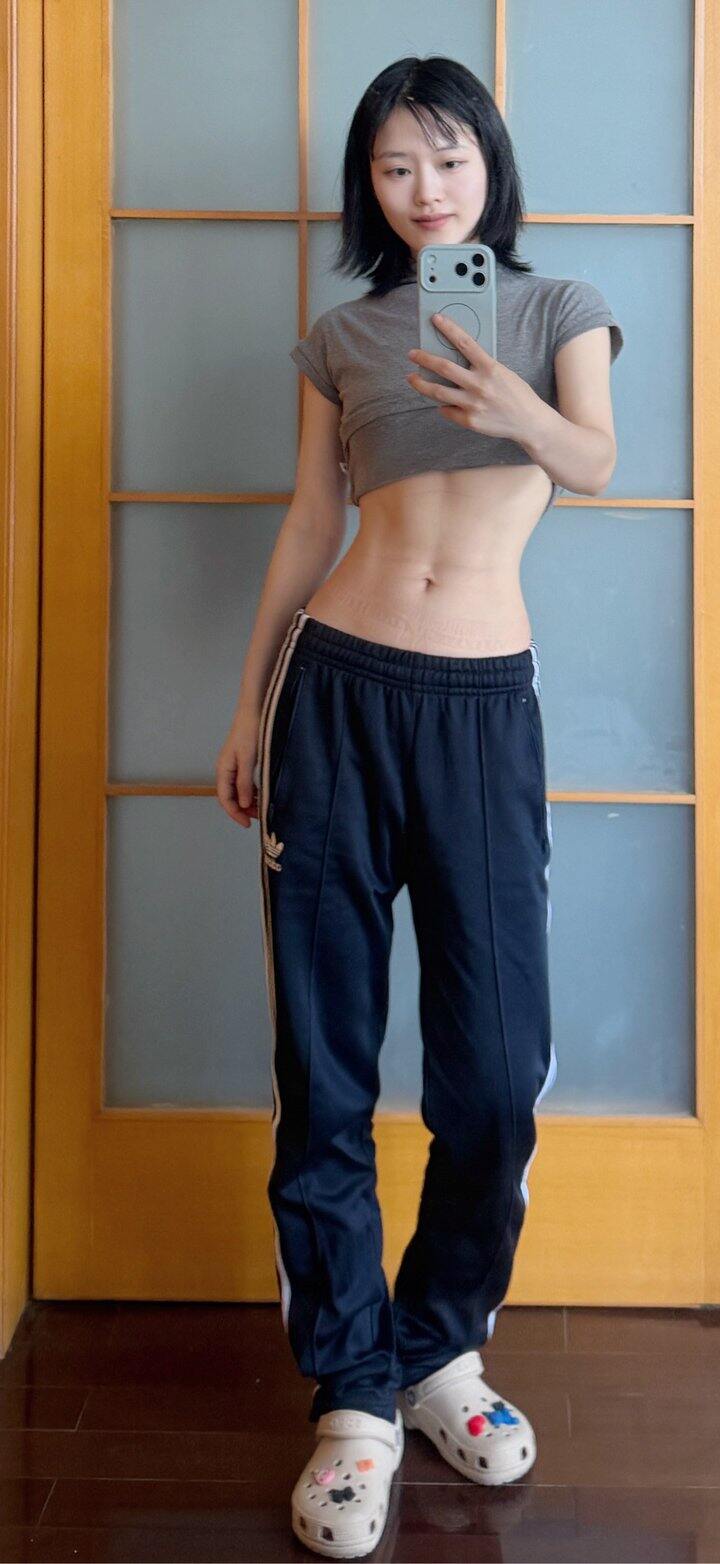 ootd｜ 久违的马甲线