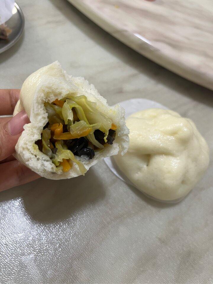 菜包子