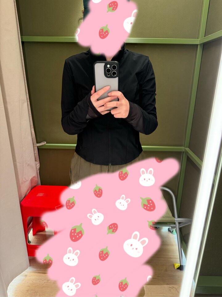 蕉下线下的款线上不卖么？而且价格差好多