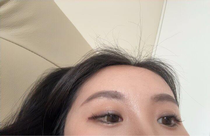 今天的眼妆十分成功