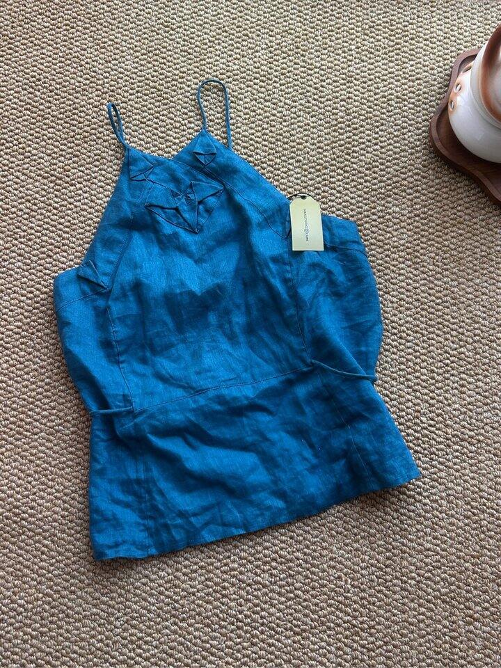 出几款衣服 都是外贸尾货