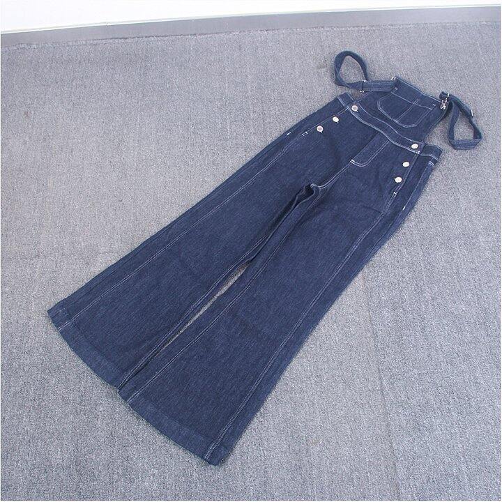 牛仔背带裤