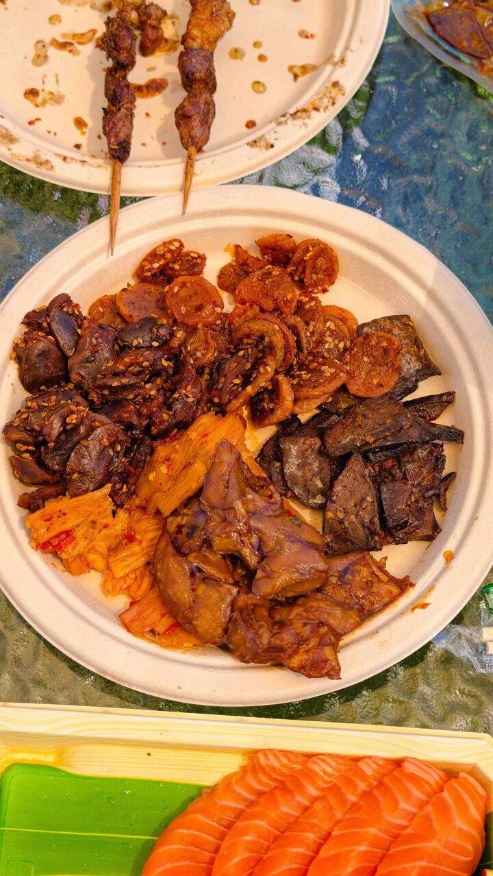 蹲家里也费钱