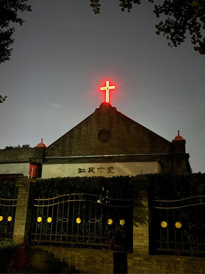适合拍《爱的曝光》