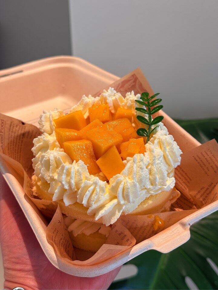 做蛋糕手拿把掐