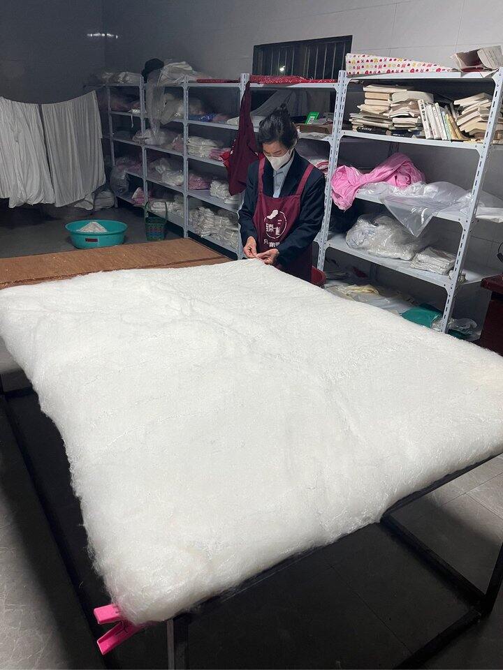 儿童蚕丝被一斤蚕丝